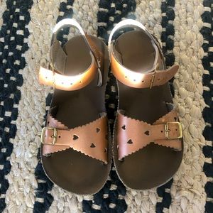 Salt Water sandals by Hoy rose gold toddler size 10